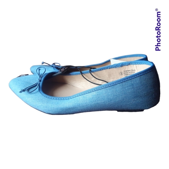 Blue flats - Picture 1 of 5